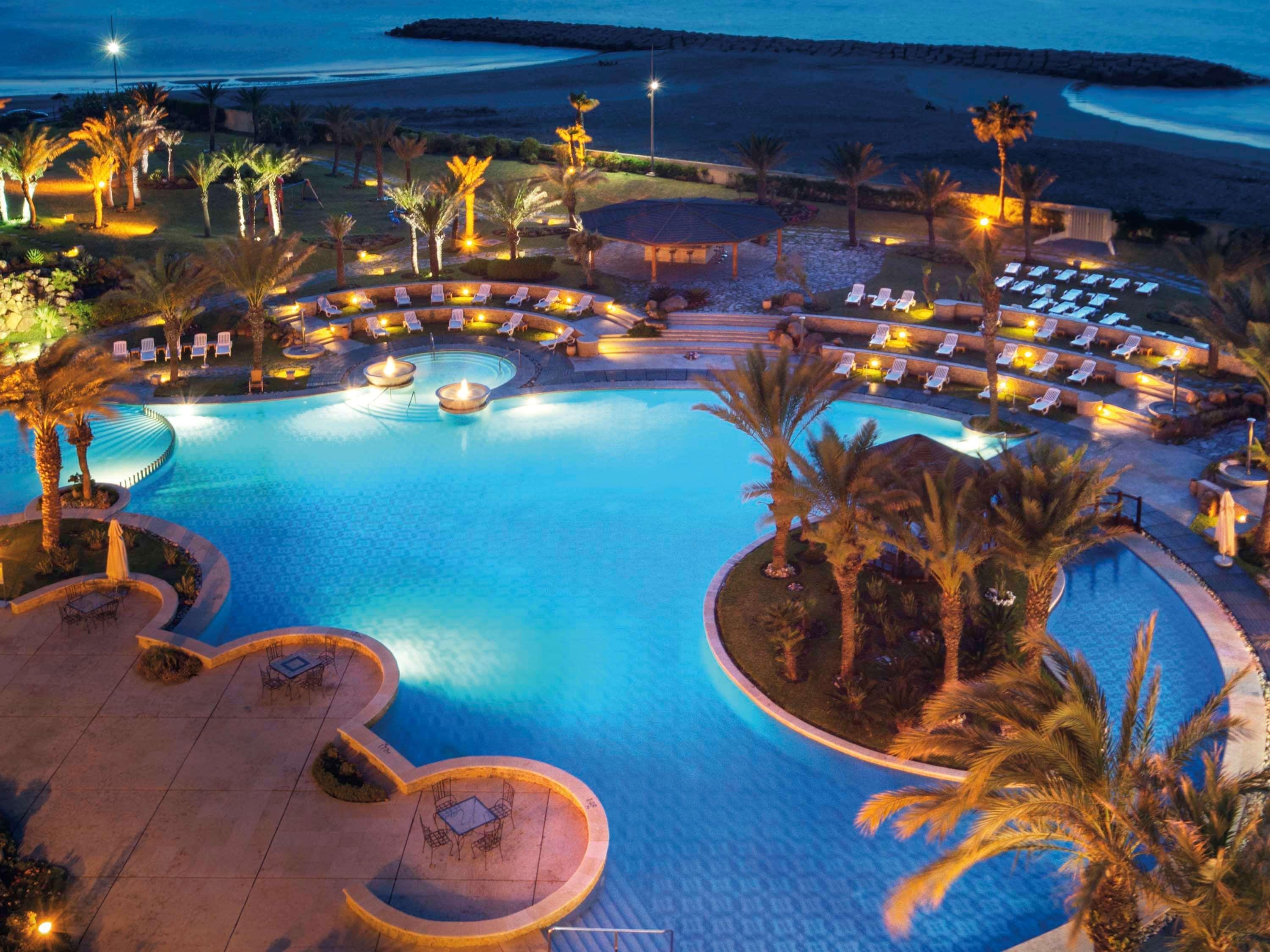 Moevenpick Hotel & Casino Malabata Tanger Tânger Exterior foto The pool at the Hilton Sharm El Sheikh